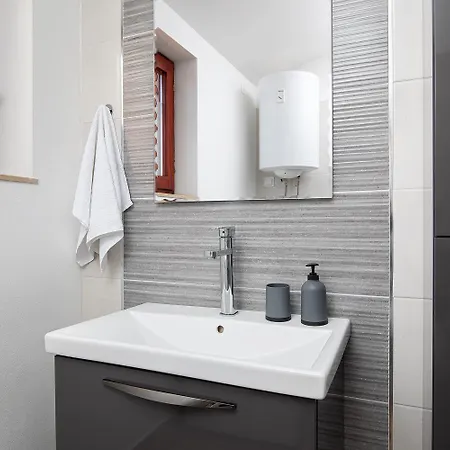 Near City Centre Apartment Pula